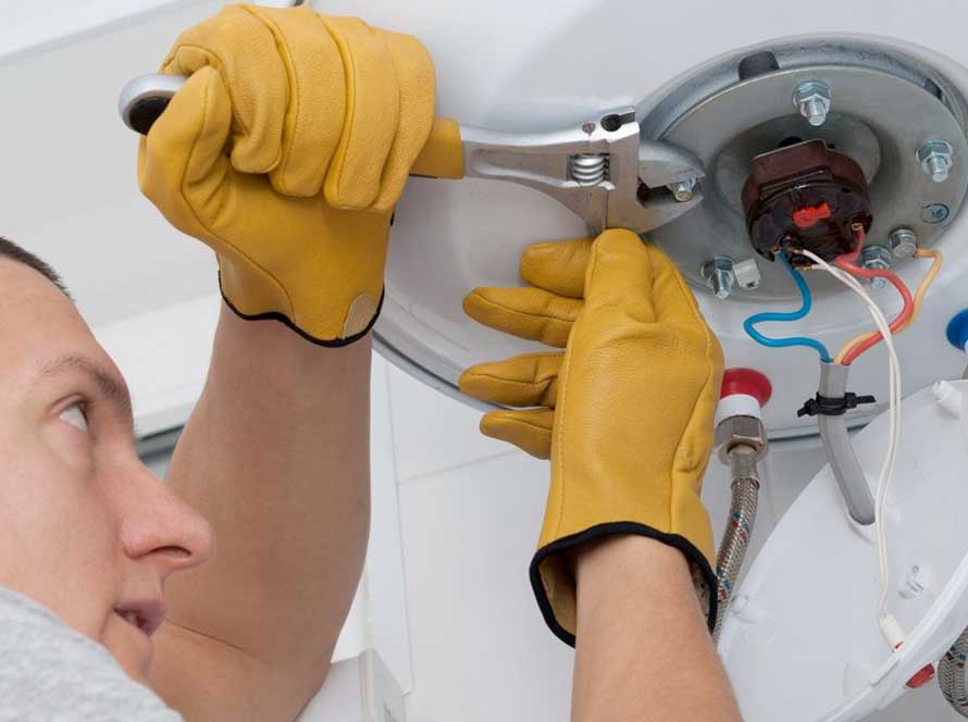 Chauffe-eau en panne : causes fréquentes et solutions